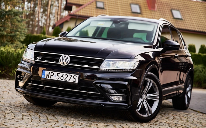 Volkswagen Tiguan cena 82900 przebieg: 199900, rok produkcji 2018 z Płock małe 781